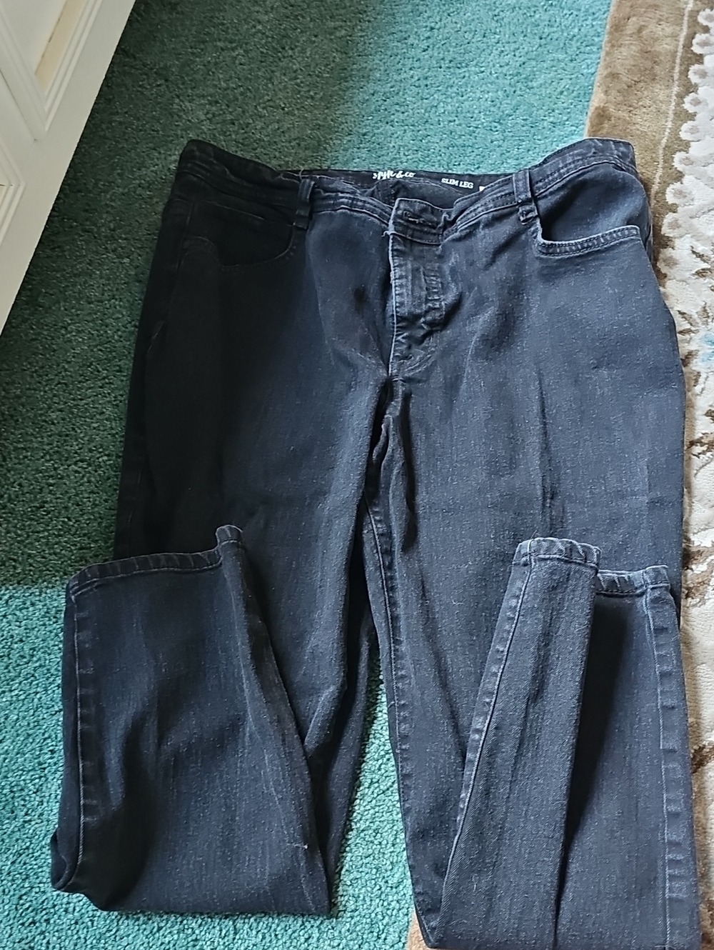 Black Women’s Slim Leg Jeans